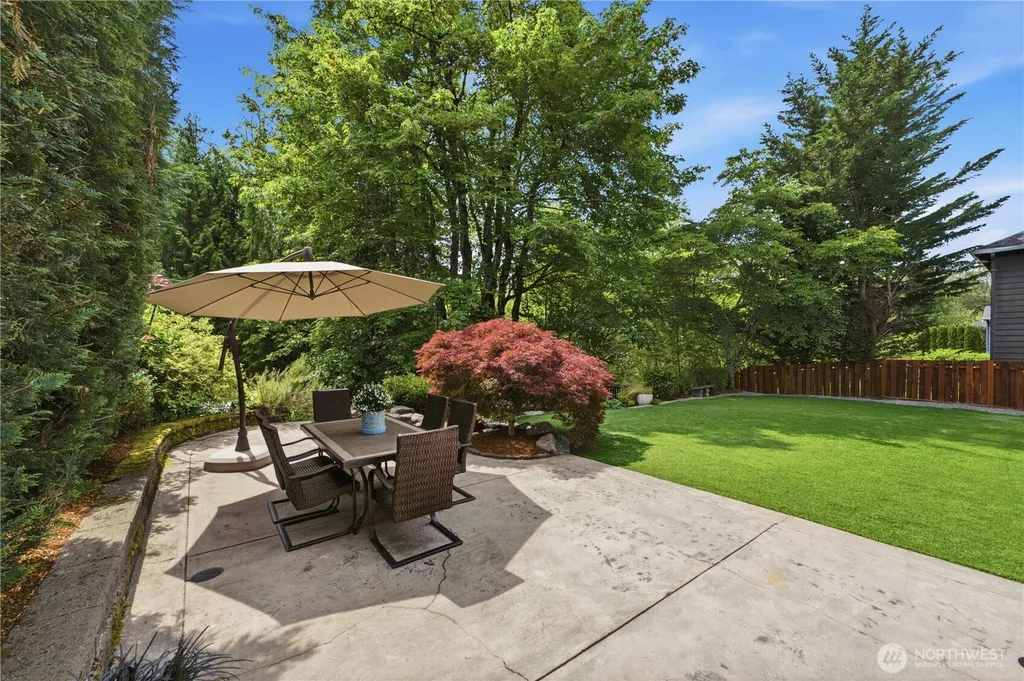 1403 240th Way SE Sammamish WA 98075