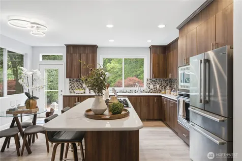 1403 240th Way SE Sammamish WA 98075