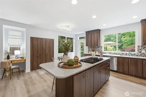 1403 240th Way SE Sammamish WA 98075