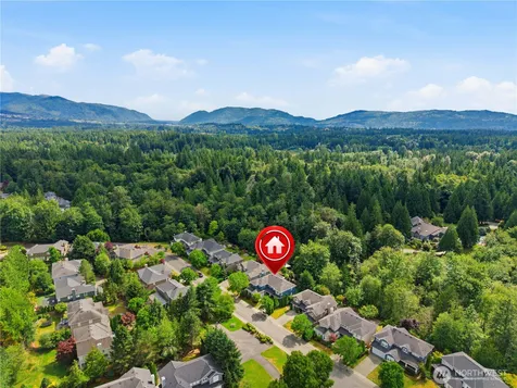 1403 240th Way SE Sammamish WA 98075