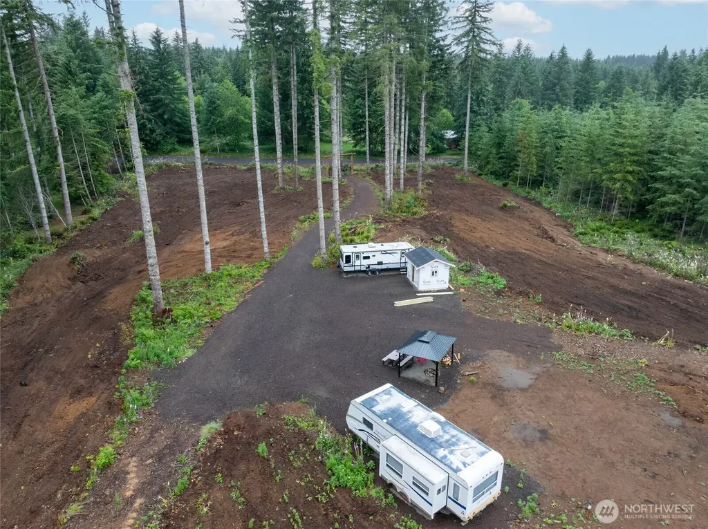 254 Calvin Road Onalaska WA 98570