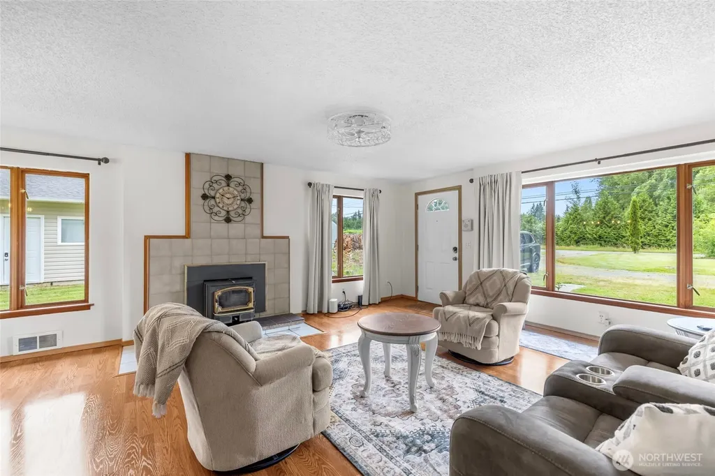 12826 228th Street NE Arlington WA 98223