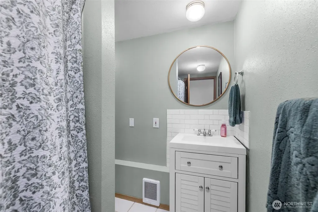 12826 228th Street NE Arlington WA 98223