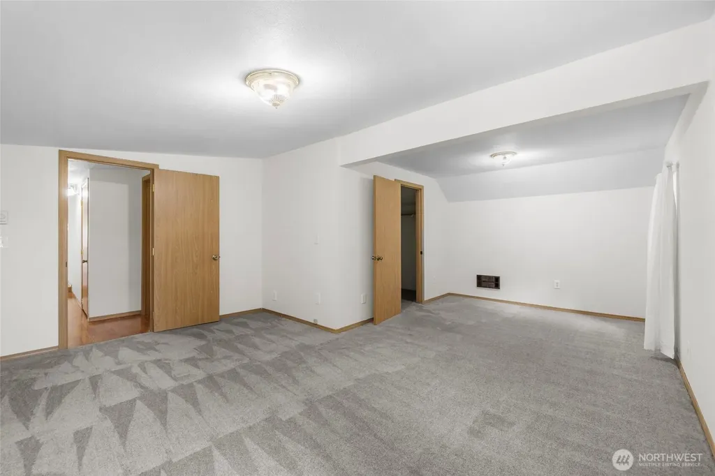 12826 228th Street NE Arlington WA 98223