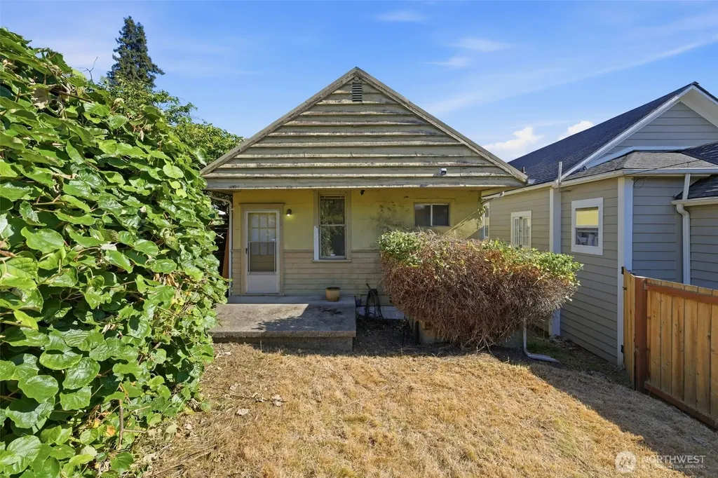 2316 N 28th Street Tacoma WA 98403