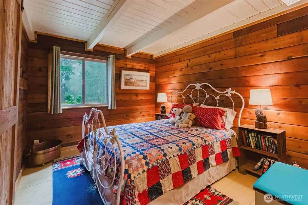 62 NE Southridge Drive Belfair WA 98528