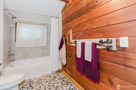 62 NE Southridge Drive Belfair WA 98528