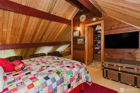 62 NE Southridge Drive Belfair WA 98528
