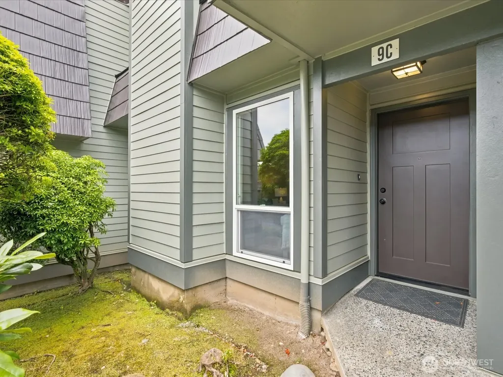 12600 4th Avenue W Everett WA 98204