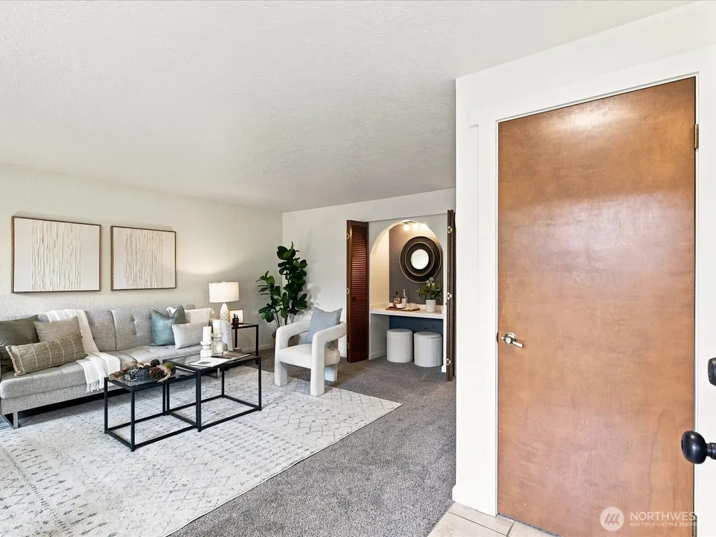 12600 4th Avenue W Everett WA 98204
