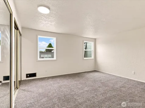 12600 4th Avenue W Everett WA 98204