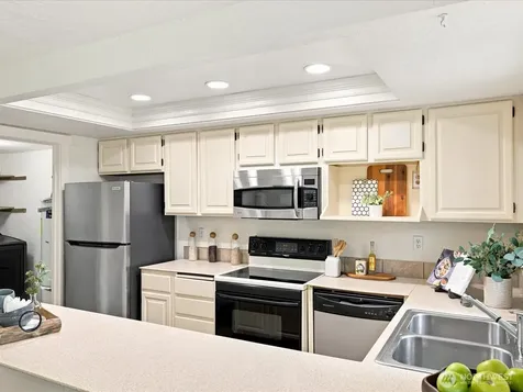 12600 4th Avenue W Everett WA 98204
