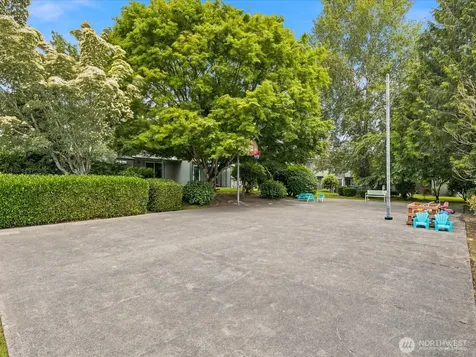 12600 4th Avenue W Everett WA 98204