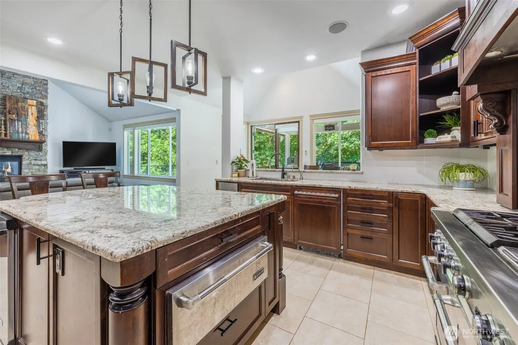 21930 SE 311th Court Black Diamond WA 98010