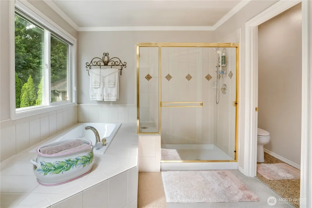 12865 SE 47th Place Bellevue WA 98006