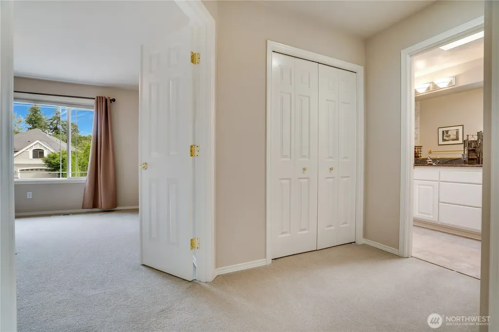 12865 SE 47th Place Bellevue WA 98006