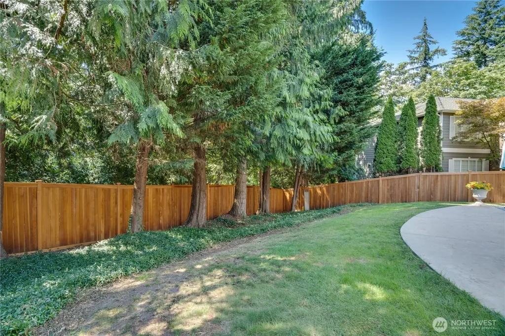 12865 SE 47th Place Bellevue WA 98006