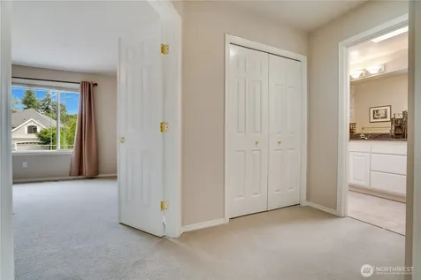 12865 SE 47th Place Bellevue WA 98006