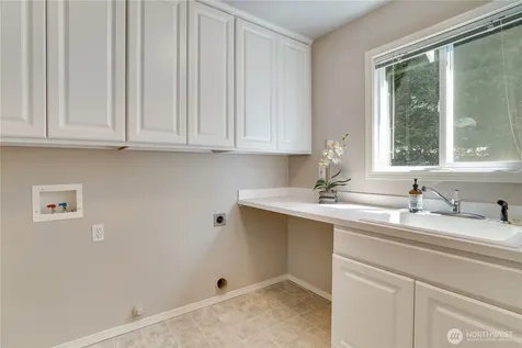 12865 SE 47th Place Bellevue WA 98006