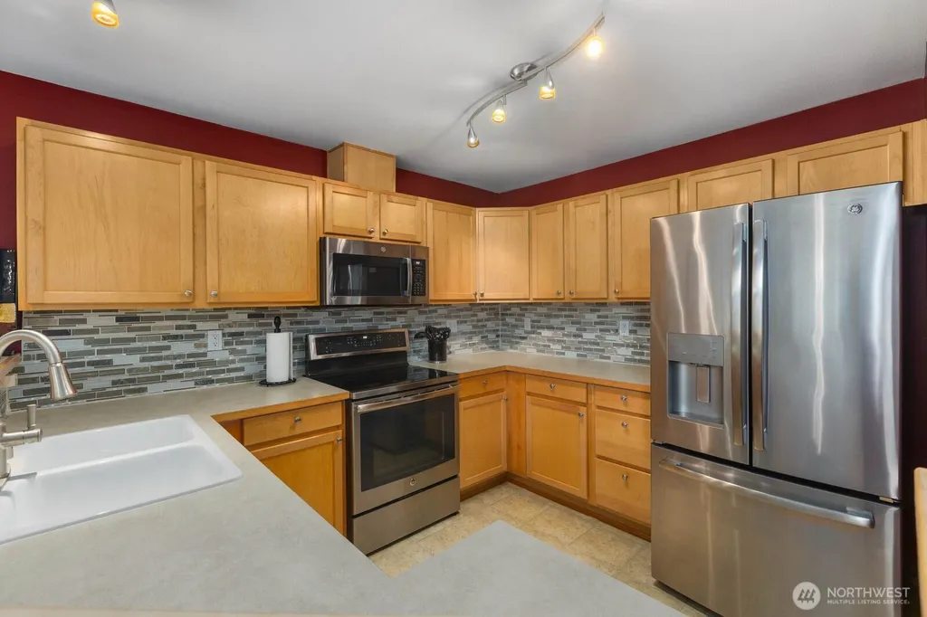 15325 SE 155th Place Renton WA 98058
