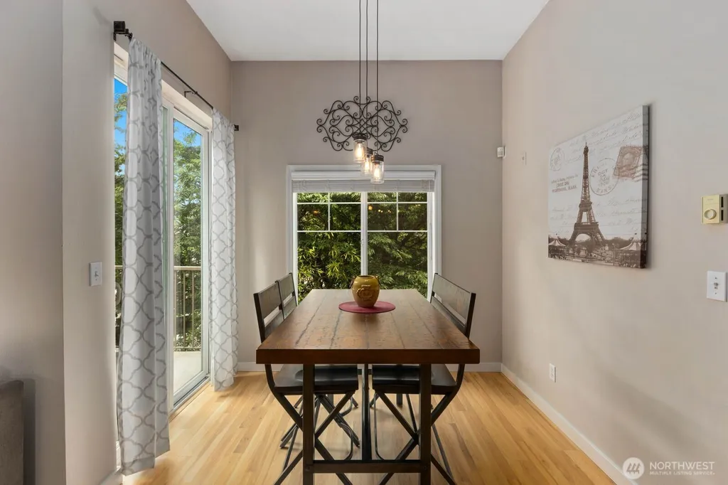15325 SE 155th Place Renton WA 98058
