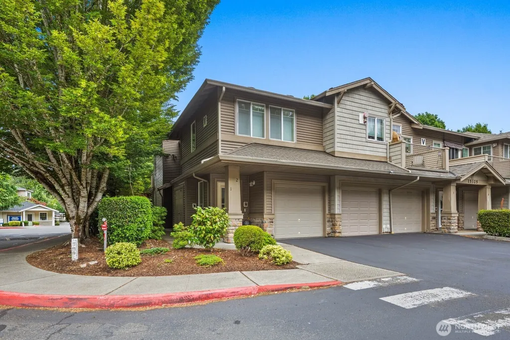 15325 SE 155th Place Renton WA 98058