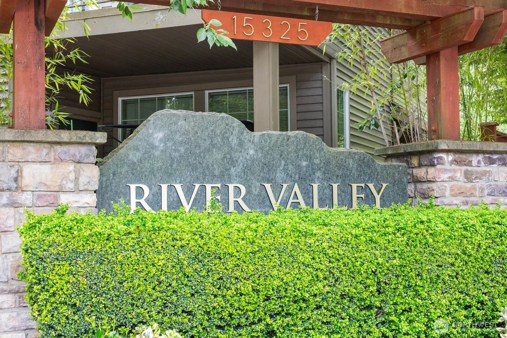 15325 SE 155th Place Renton WA 98058