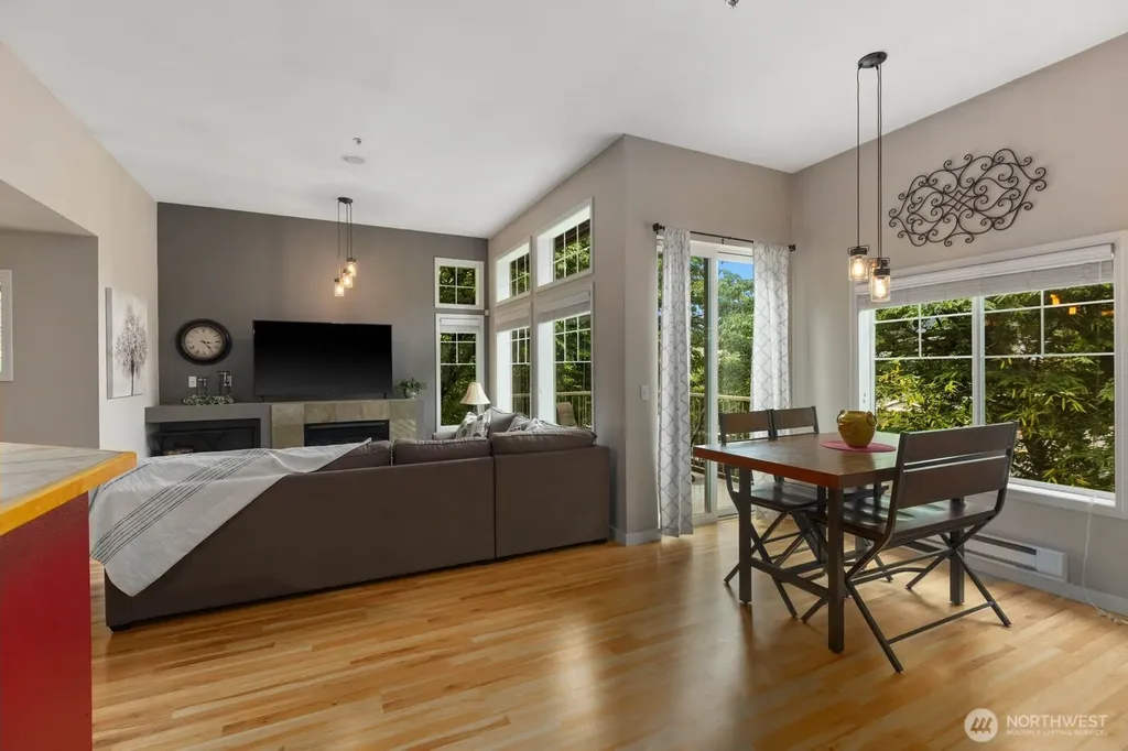 15325 SE 155th Place Renton WA 98058