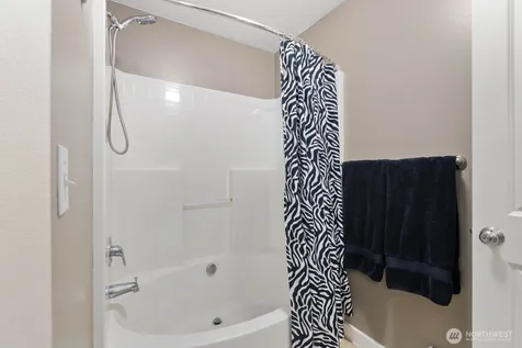 15325 SE 155th Place Renton WA 98058