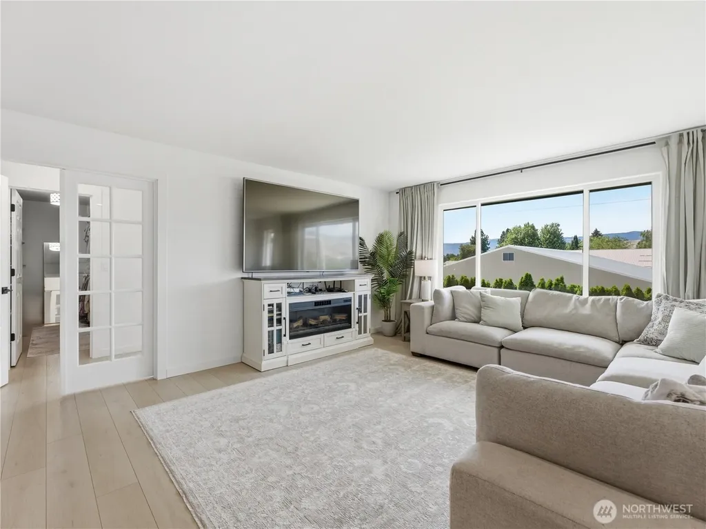 618 Clarissa Lane East Wenatchee WA 98802