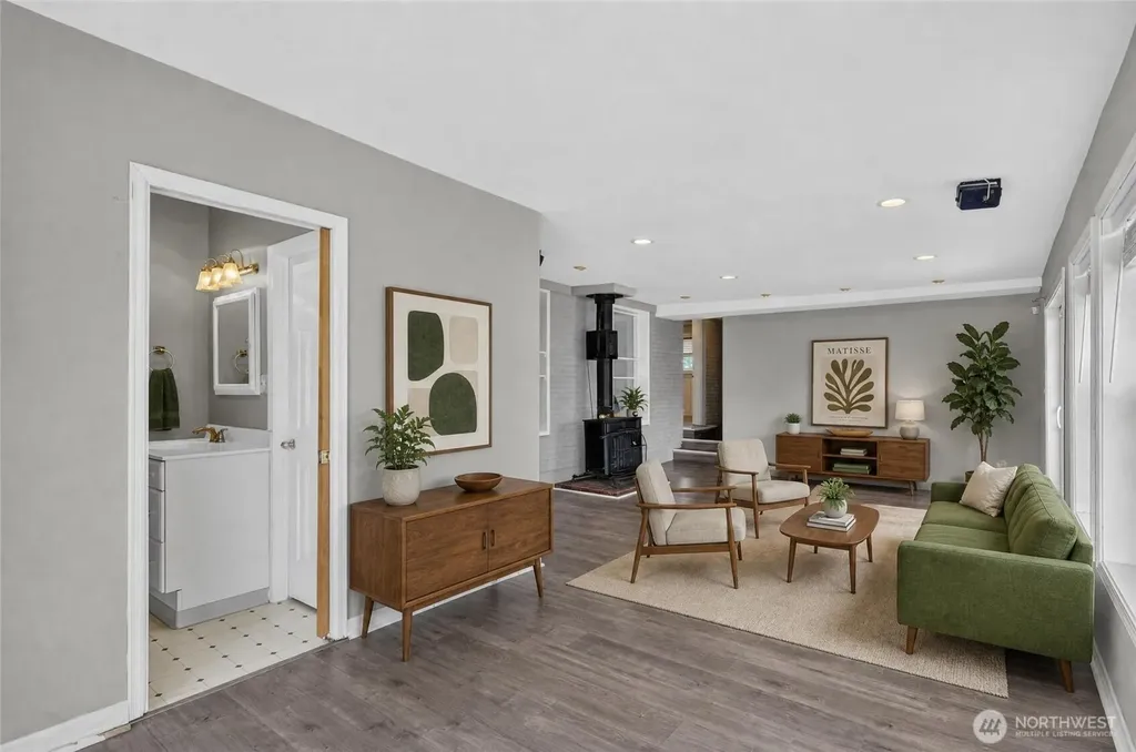 6805 SE Middle Way Vancouver WA 98664