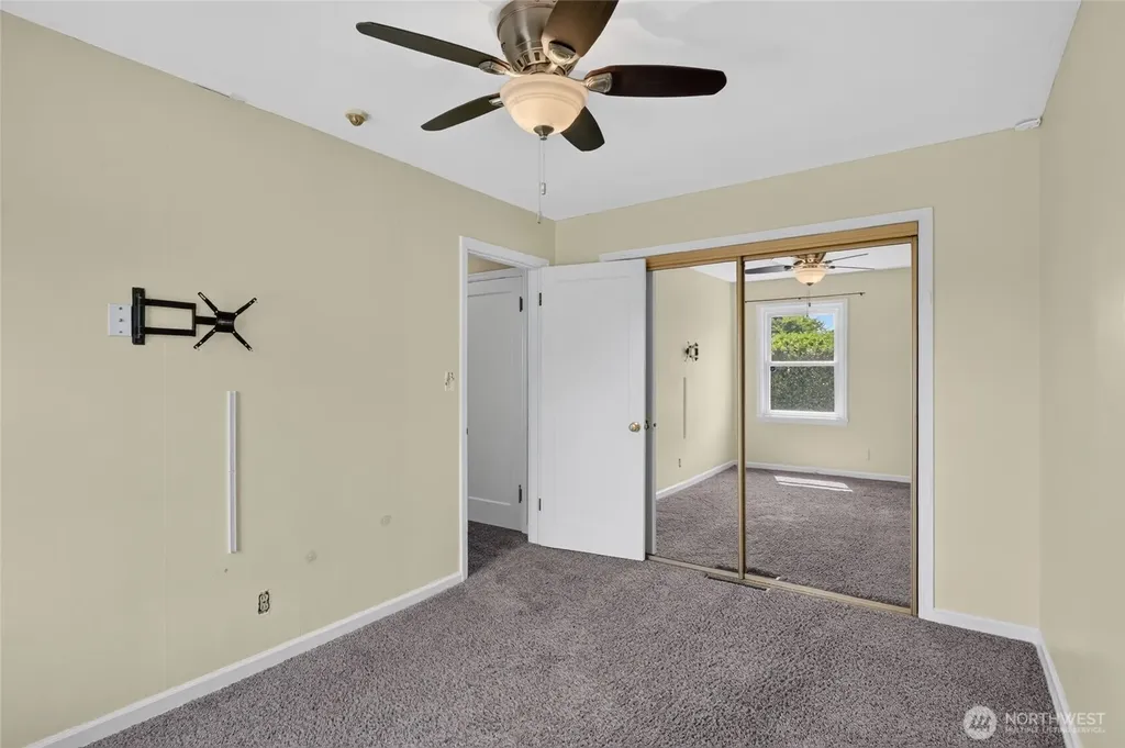 6805 SE Middle Way Vancouver WA 98664