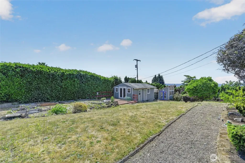 6805 SE Middle Way Vancouver WA 98664