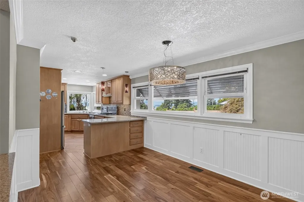 6805 SE Middle Way Vancouver WA 98664