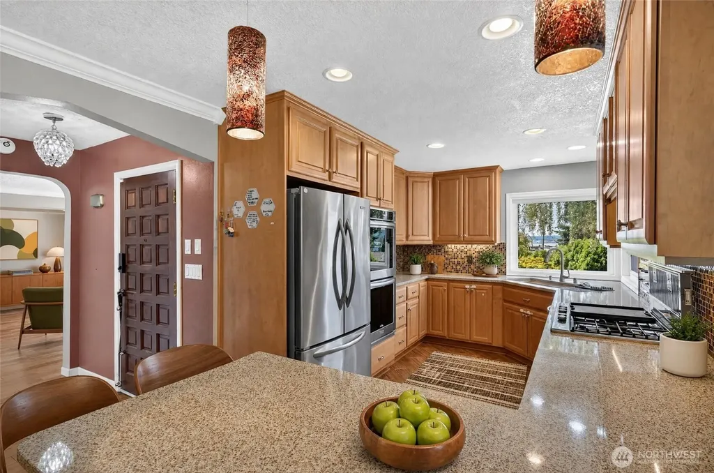 6805 SE Middle Way Vancouver WA 98664