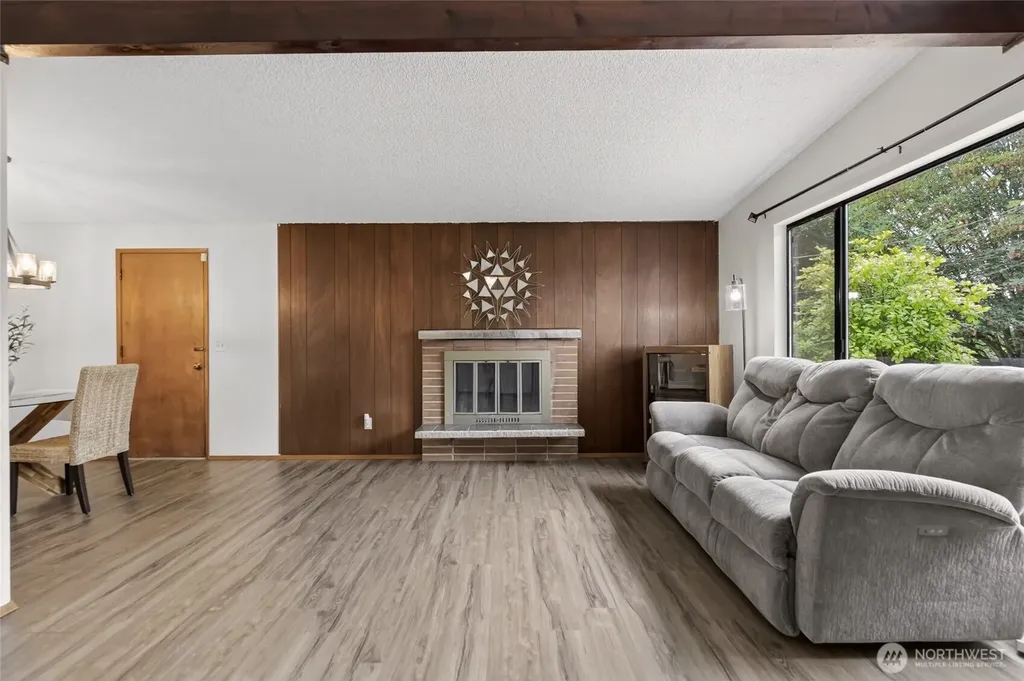 605 S 304th Street Federal Way WA 98003