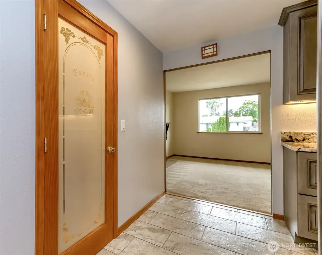 4992 31st Street NE Federal Way WA 98422