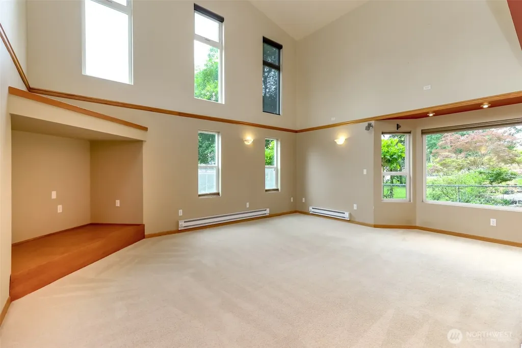 4992 31st Street NE Federal Way WA 98422
