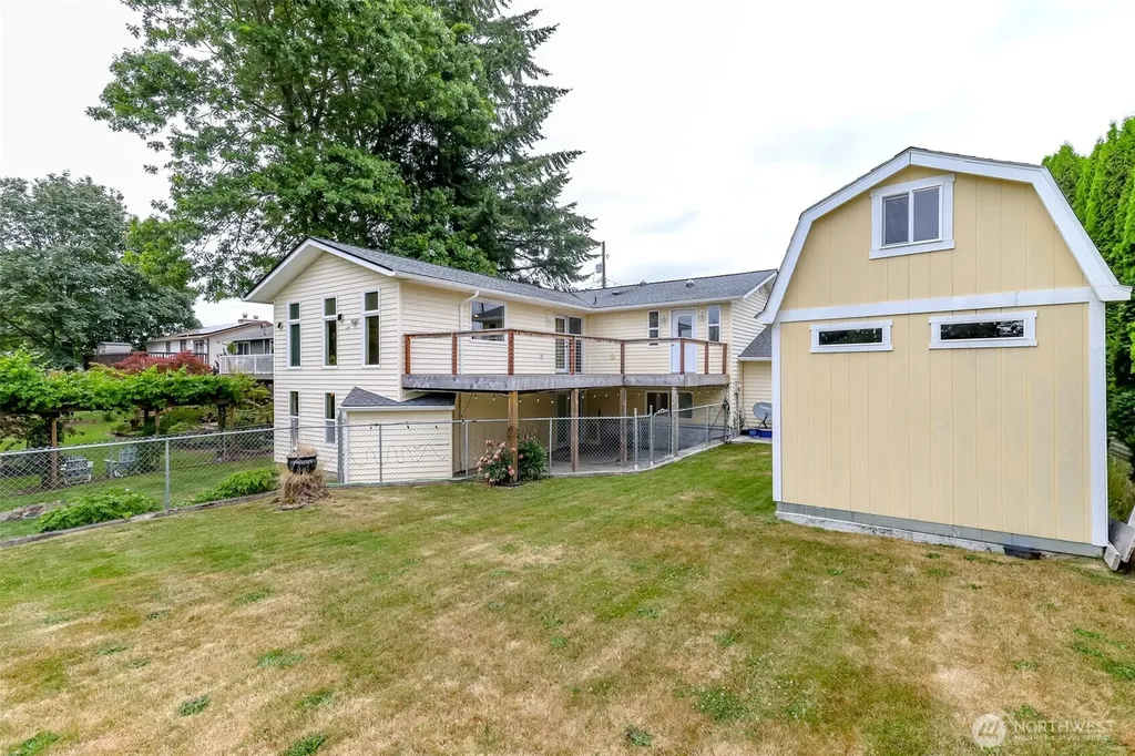 4992 31st Street NE Federal Way WA 98422