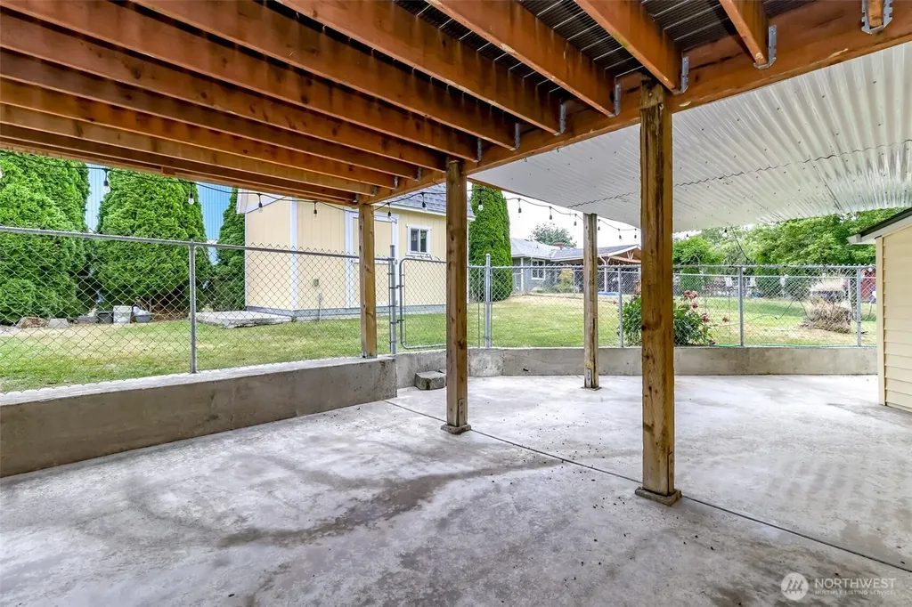 4992 31st Street NE Federal Way WA 98422