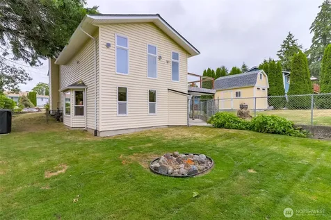 4992 31st Street NE Federal Way WA 98422
