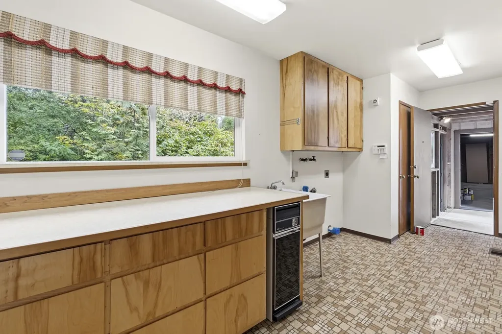 5470 E Grapeview Loop Road Allyn WA 98524
