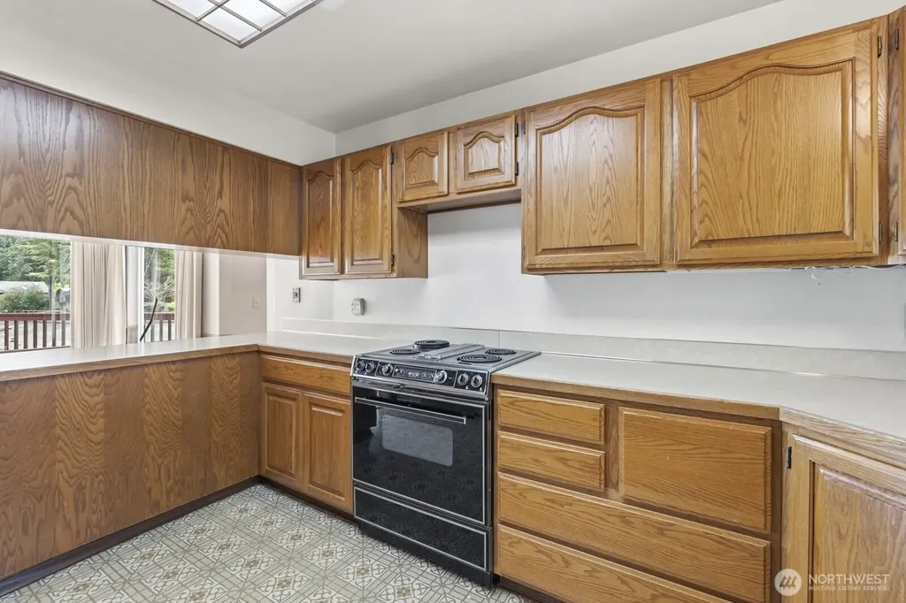 5470 E Grapeview Loop Road Allyn WA 98524