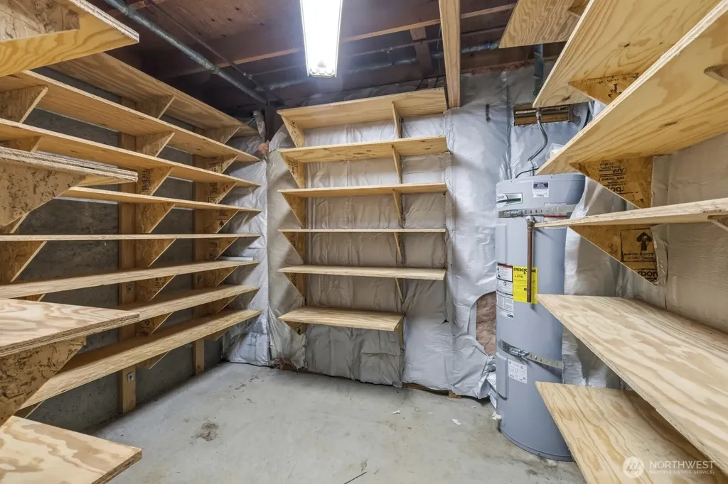 5470 E Grapeview Loop Road Allyn WA 98524