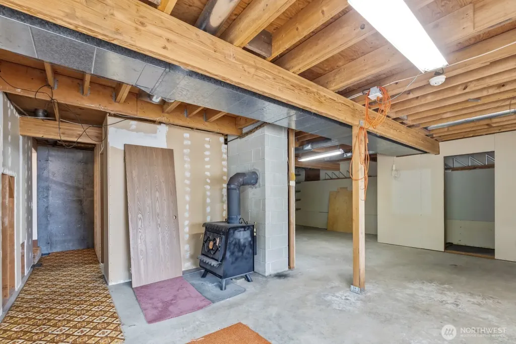 5470 E Grapeview Loop Road Allyn WA 98524