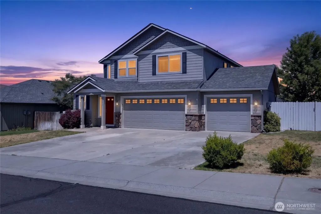 807 7th Avenue NE Ephrata WA 98823