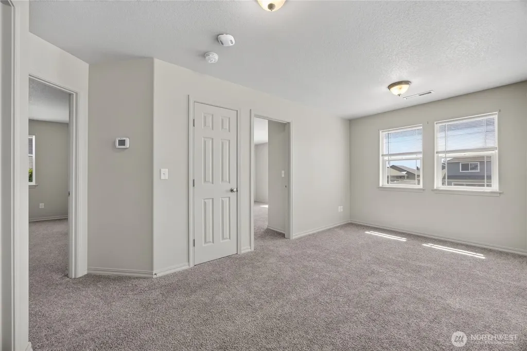807 7th Avenue NE Ephrata WA 98823