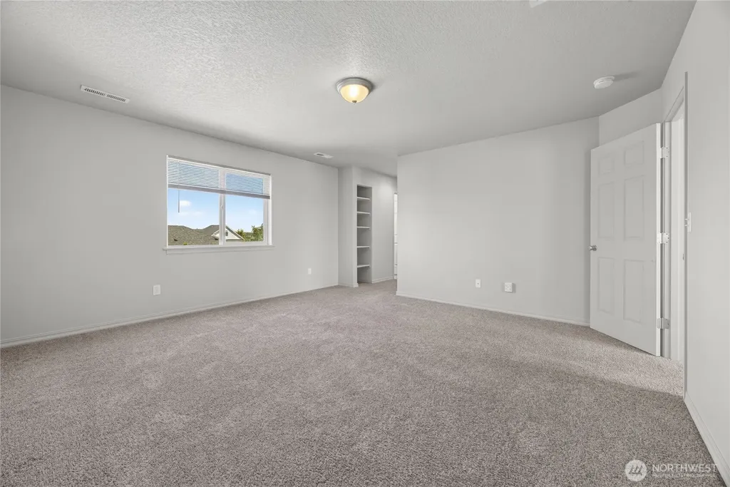 807 7th Avenue NE Ephrata WA 98823