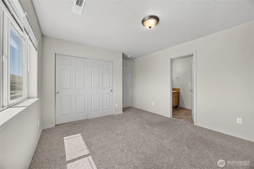 807 7th Avenue NE Ephrata WA 98823