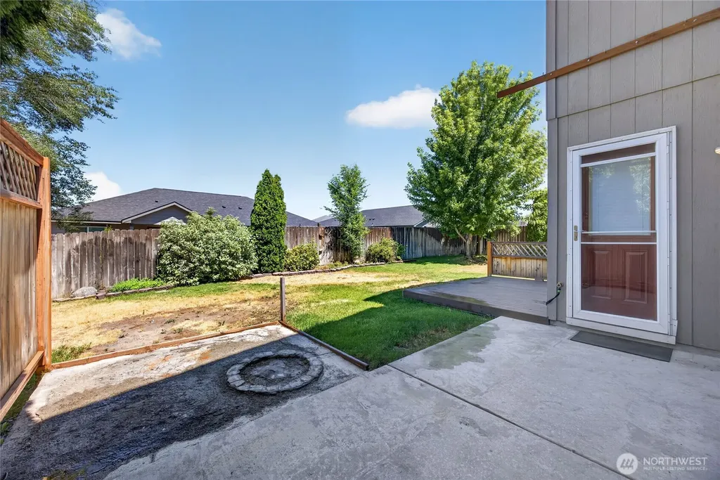 807 7th Avenue NE Ephrata WA 98823